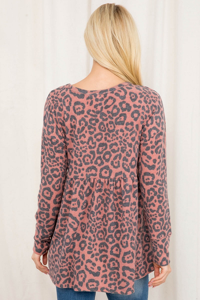 Long cuff animal print top