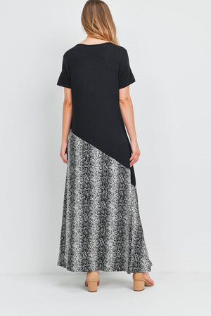 Short sleeve snake print maxi dress