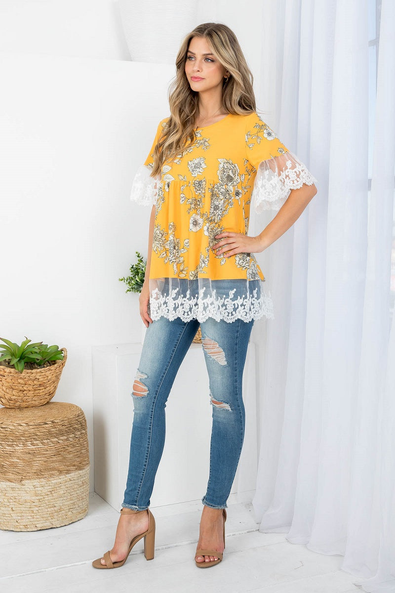 Short sleeve with lace trim round neck flower print top