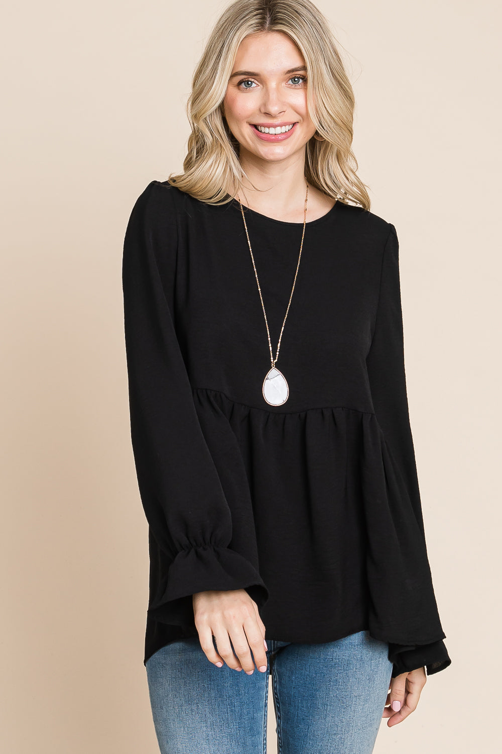 Round neck flounce sleeve black blouse