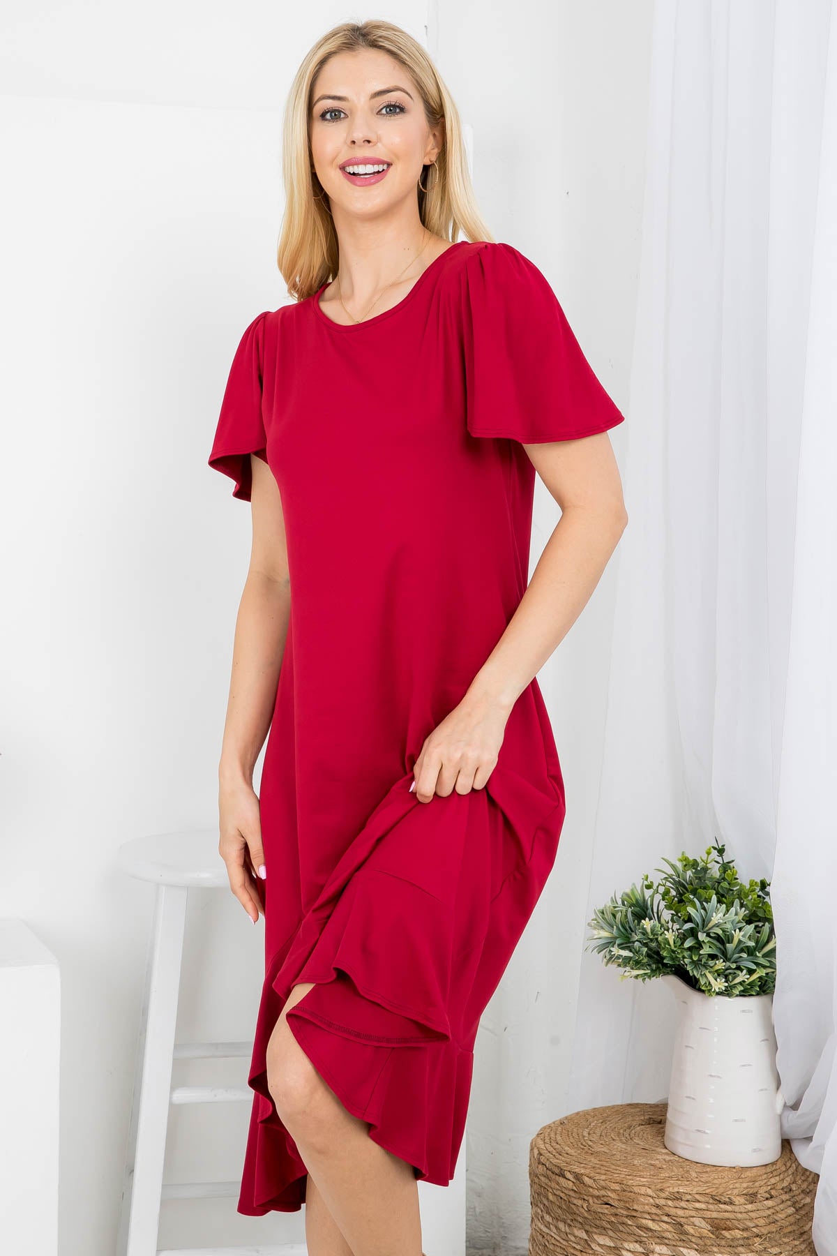 Flutter sleeve round neck high low hem dress in red color