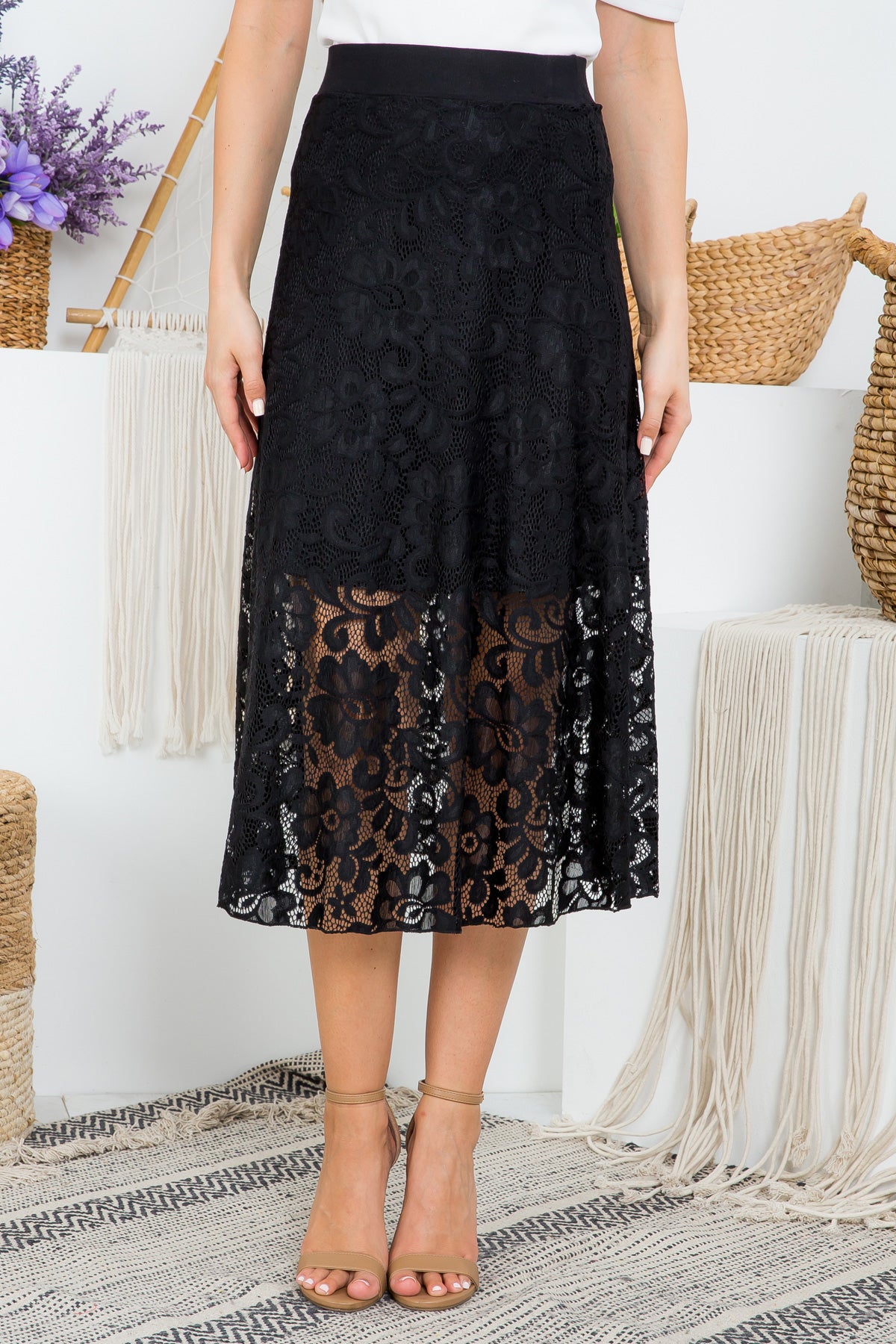 Lace lined elastic waist over the knee a line skirt black