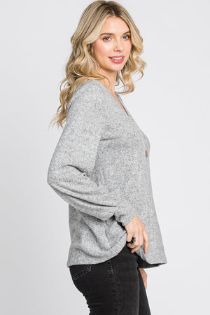 Long sleeve v neck button knit natural top