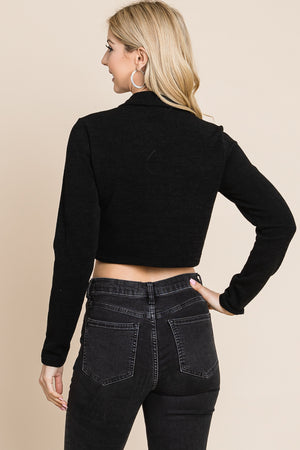 Long sleeve crop shirt knit black top